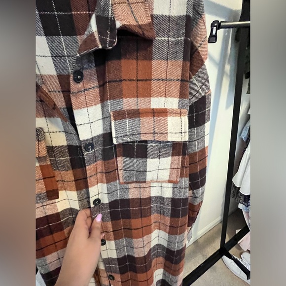 fashion Nova Plaid Shacket - Picture 6 of 9